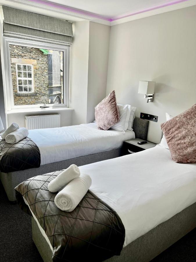 The Mews Boutique Deluxe Apartments, Sleep 2-6 People , Central Location, Free Parking Windermere Exterior photo
